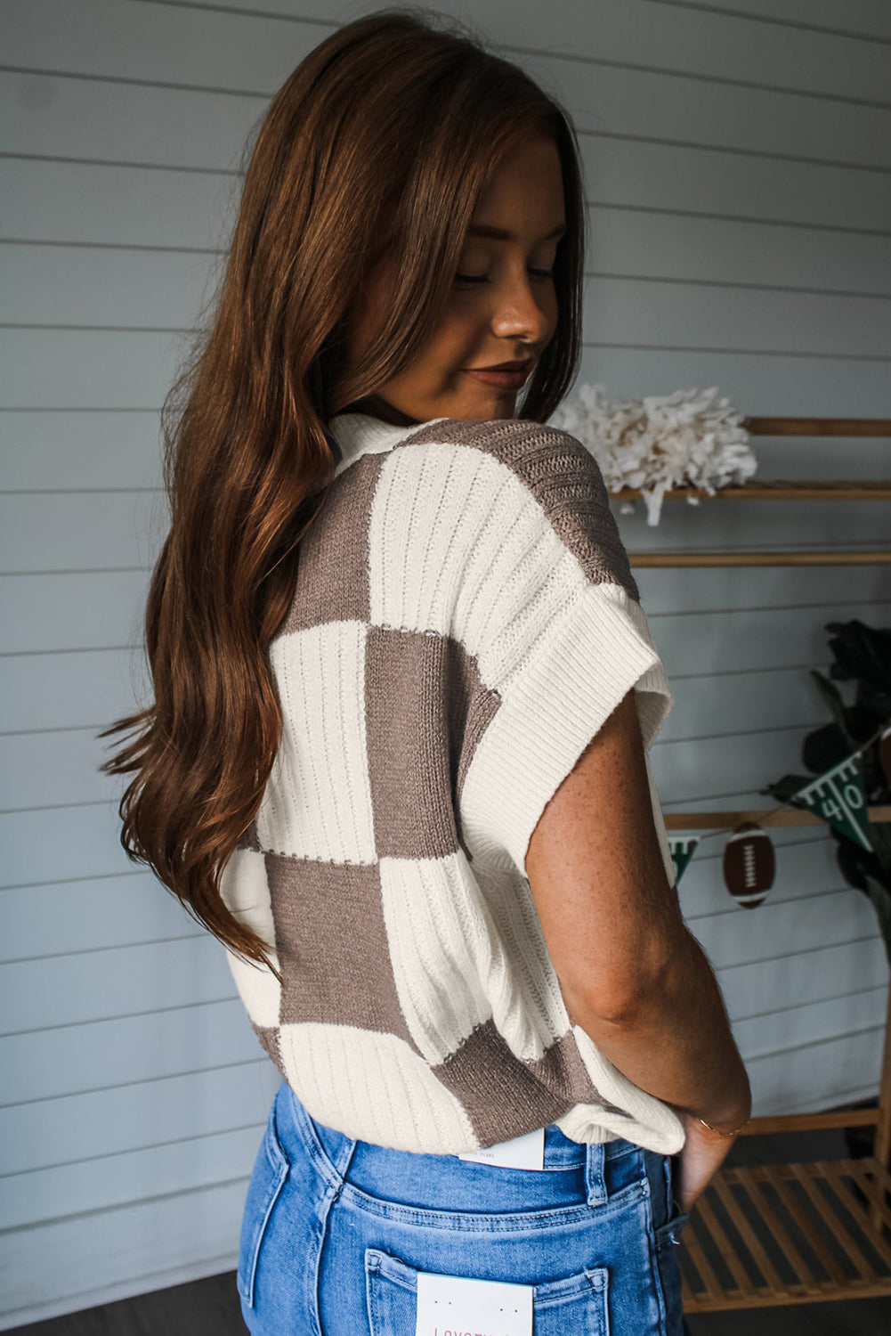 Khaki short-sleeved round neck color block sweater
